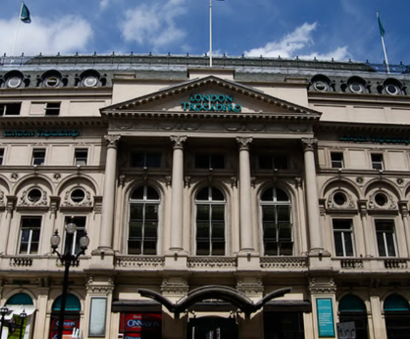 TROCADERO'S |
MIXED RETAIL & OFFICES |
£35M |
1978 - 1985 |
LONDON, UK